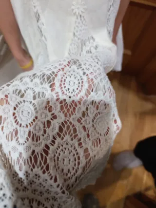 Vestido blanco estilo ibicenco vaporoso