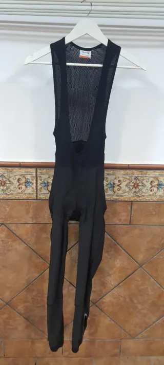 Equipación vestuario Ciclismo Sportful Fiandre hom