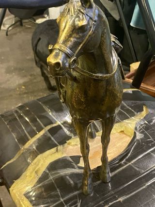 Figura de Caballo con Silla