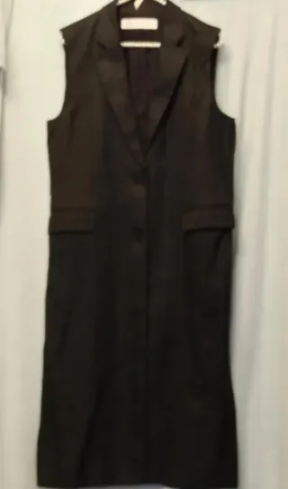 Chaleco largo negro Zara Talla M59 por ciento lino