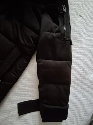 CHOLLAZO Abrigo Hollister chico talla XS