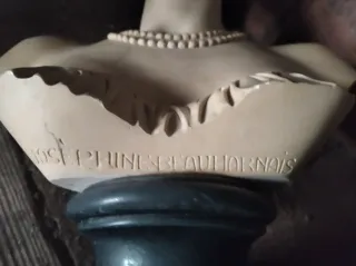 Dos figuras de decoración de marmolina