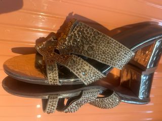 Sandalias tipo mule GINA T 38 doradas con strass