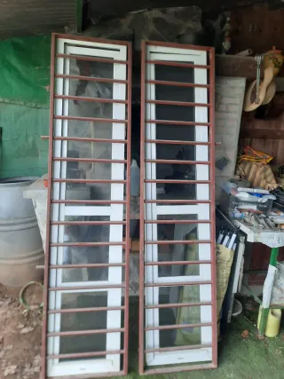 2 Ventanas Abatibles Climalit con Rejas