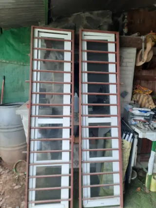 2 Ventanas Abatibles Climalit con Rejas