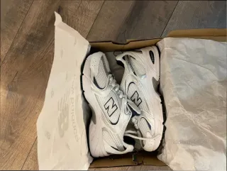 New Balance 530 Talla 38 Plata Azul Blanco