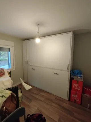 Habitación con mueble cama abatible