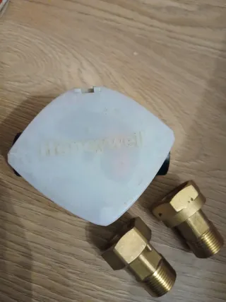 Contador Agua Honeywell Calibre 20mm + Racores