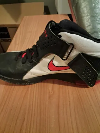 Nike LeBron Soldier V Zapatillas Baloncesto