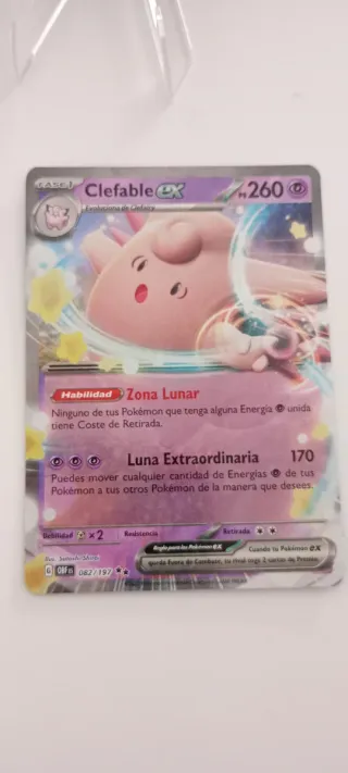Carta Pokémon Clefable EX 082/197