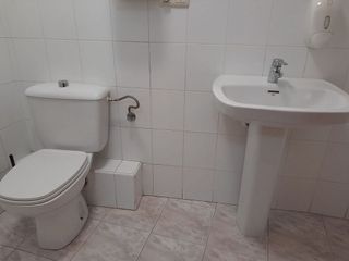 Local comercial en alquiler en La Creu del Grau en Valencia