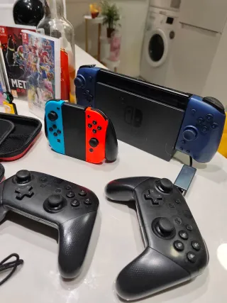 Nintendo Switch Azul/Rojo + Accesorios