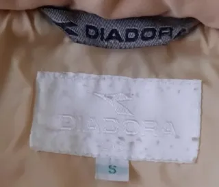 Giubbino donna con cappuccio staccabile grigio