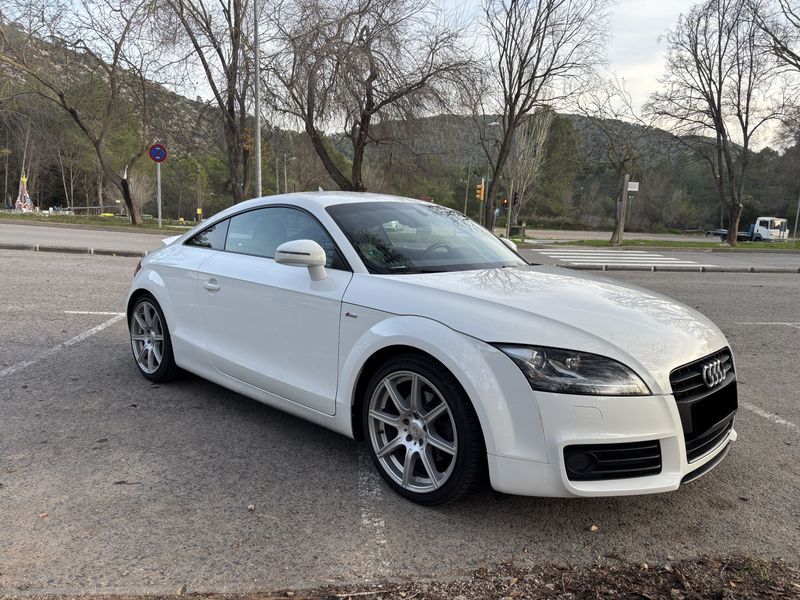 Audi TT COUPÉ 1.8 TFSI 2012, foto 3