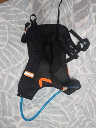 Mochila Hidratación B-PRO. Nueva.
