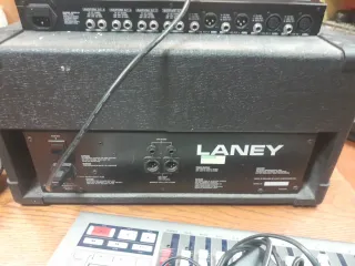 Mesa de mezclas Laney Theatre 8300