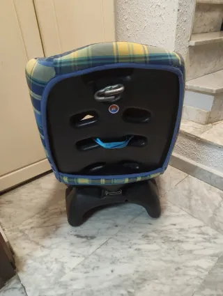 Seggiolino auto nero