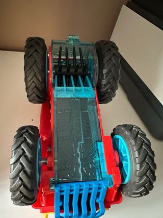 Coche Superthings Grande