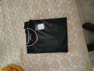 Camiseta Fred Perry Verde Talla XL Nueva