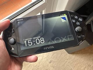 Sony PS Vita WI-FI Console 2004 Slim con Scatola 🇮🇹