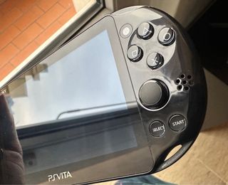 Sony PS Vita WI-FI Console 2004 Slim con Scatola 🇮🇹