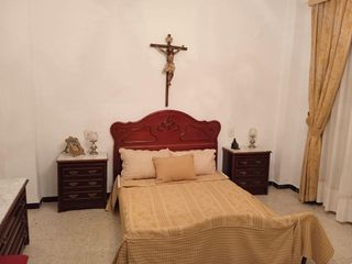 Chalet en venta en Lucena