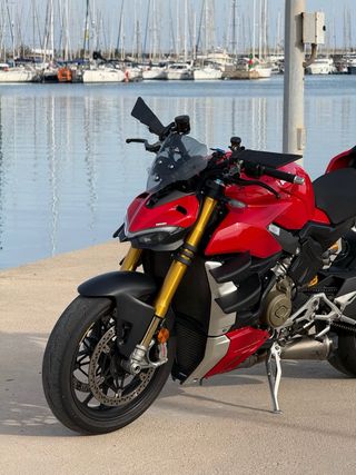 Ducati Streetfighter V4S 2020