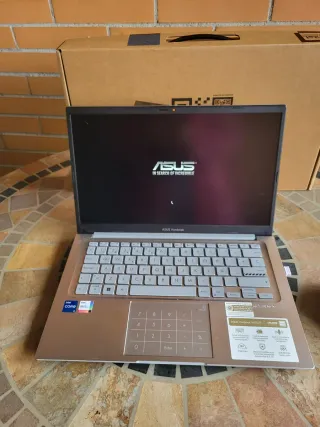 Portátil Asus Vivobook i7 14 Pulgadas