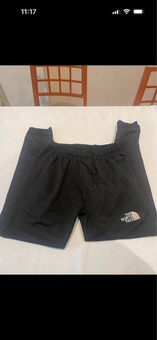 Pantalón chándal The North Face negro