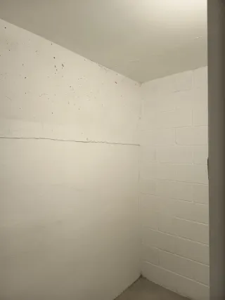 Alquiler de trastero nuevo en Av.Regimiento Galici