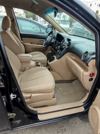 KIA Carens 2008