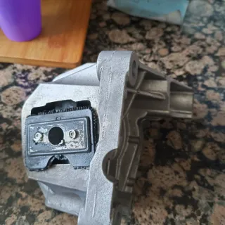 Soporte Motor Suspensión