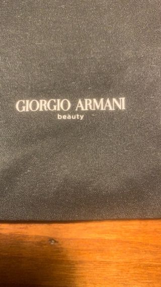 Porta trucco Giorgio Armani rosso e nero