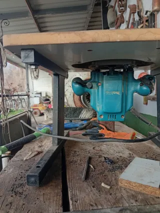 Cepillo y fresadora Makita