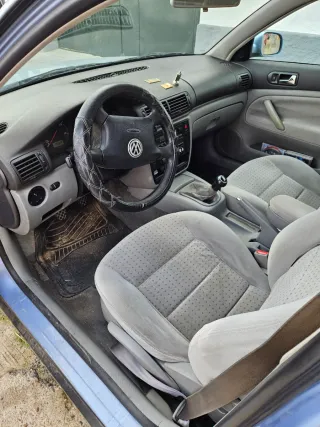 Volkswagen Passat 2003