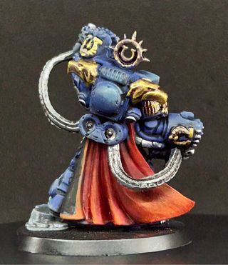 Marneus Calgar y guardia victrix