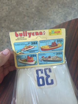 Lote de 5 portaviones juguetes Bullycan años 80