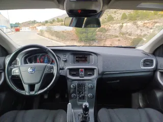 Volvo V40 D2 Kinect 2013