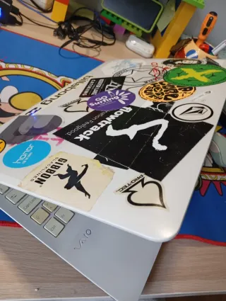 LEER Portátil Sony VAIO Blanco