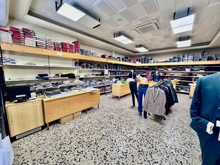 Local comercial en alquiler en Valdepeñas