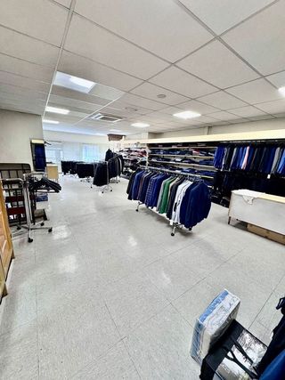 Local comercial en alquiler en Valdepeñas