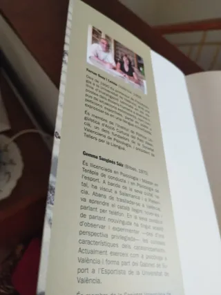 Sortir de l'armari lingüístic: Una guia de cond...