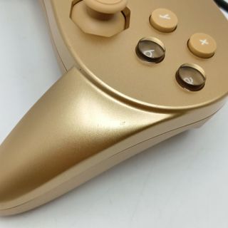 Controller Pro Wii Oro Zelda Edition