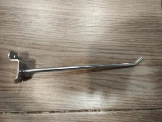 Lama de madera expositora.