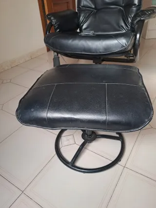Sillón masajeador con reposapiés
