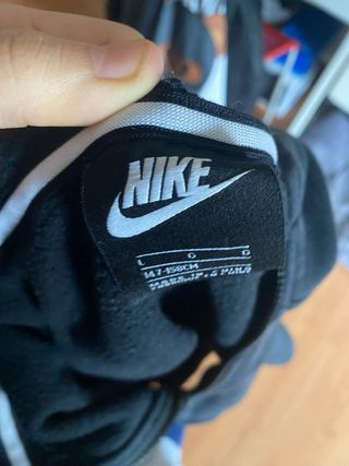 Sudadera Nike Air Negra y Roja