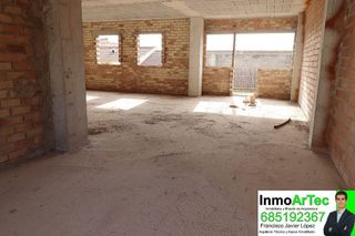 Casa adosada en venta en Illora