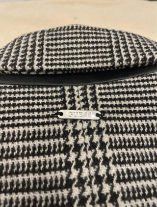 Cappotto Guess a quadri grigio