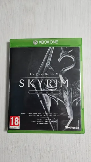 Skyrim Special Edition (Includes DLCs) - Xbox One