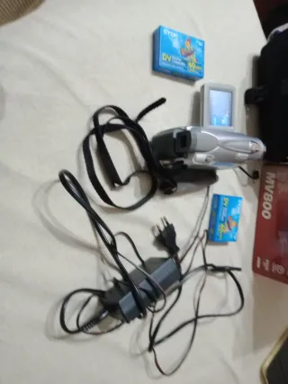 Videocamera Canon MV800